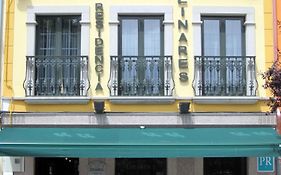 Hostal Linares Ribadeo